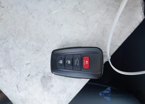 2025 Toyota Rav4 Xle Premium z USA, uszkodzony, nr VIN 2T3C1RFV9SW396722